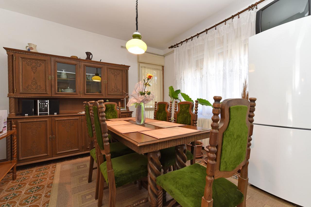 Apartments Josip 74 Pula Luaran gambar